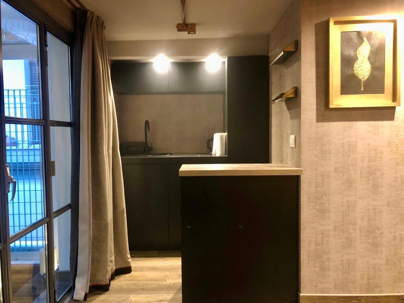Appartamento Portrait Luxury Loft Bari Esterno foto